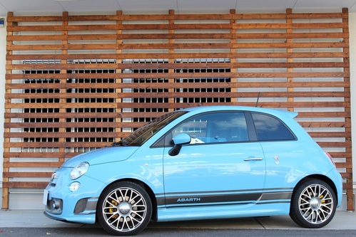 abarth 595 ツーリズモ