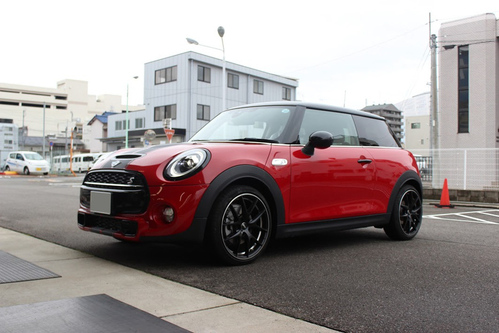 Mini F56 Lciにkwストリートコンフォートで快適ローダウン Euro Style Craft 店舗ブログ タイヤ ホイール の専門店 クラフト