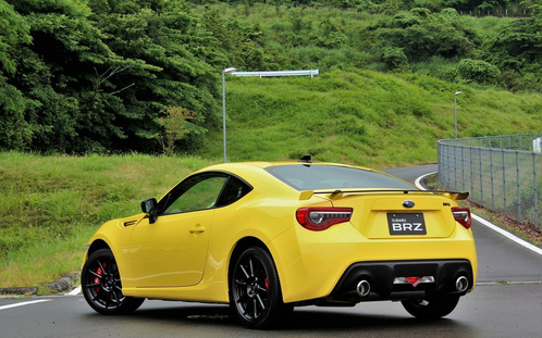 Amazon | Hi Story 1/43 スバル BRZ 2.0 GT Yellow Edition