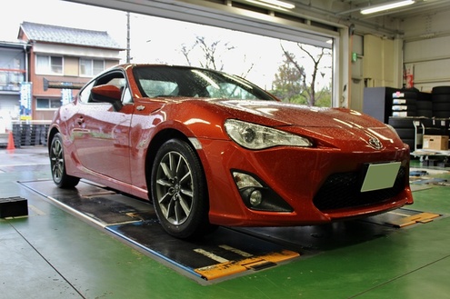 TOYOTA86前期にENKEI PF07