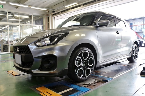 納車直後のzc33sスイフトスポーツにエンケイpf07装着 岐阜長良店 店舗ブログ タイヤ ホイールの専門店 クラフト