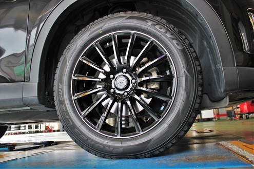 CX-5に大人気アクセルクリエ取付