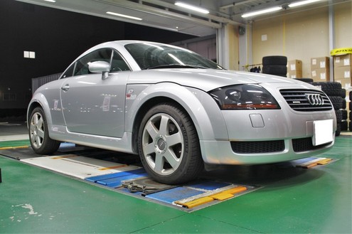 AUDI TT(8N)にBILSTEIN B14取付