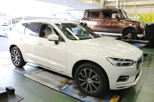 Volvo ボルボ 新型 Xc60 Rays ホムラ2x7r 一宮店 店舗ブログ タイヤ ホイールの専門店 クラフト