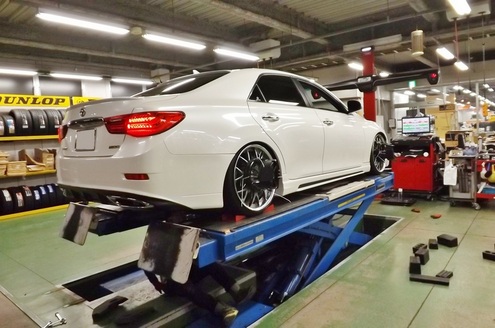 マークX HKS 車高調