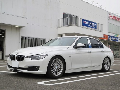 BMW F30