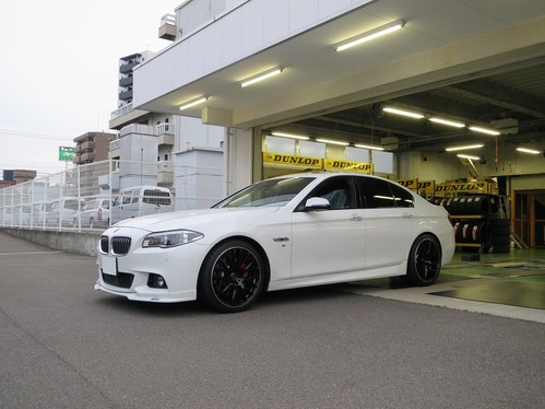 BMW F10 5シリーズ B12