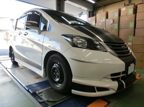GB3フリードをブリッツ車高調でローダウン&実車計測 GB3フリードをブリッツ車高調でローダウン&実車計測