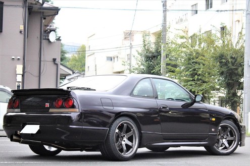 R33GTRにTE37SL 18インチ！ | 相模原店 | 店舗ブログ | タイヤ