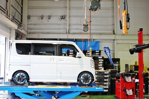 返品送料無料 エブリィ 車高調 一度使用フロントのみrsrブラックアイ サスペンション