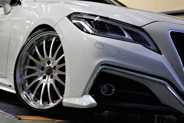 ツライチマッチング 2クラウンにカールソン2 16rs インチ装着 相模原店 店舗ブログ タイヤ ホイールの専門店 クラフト