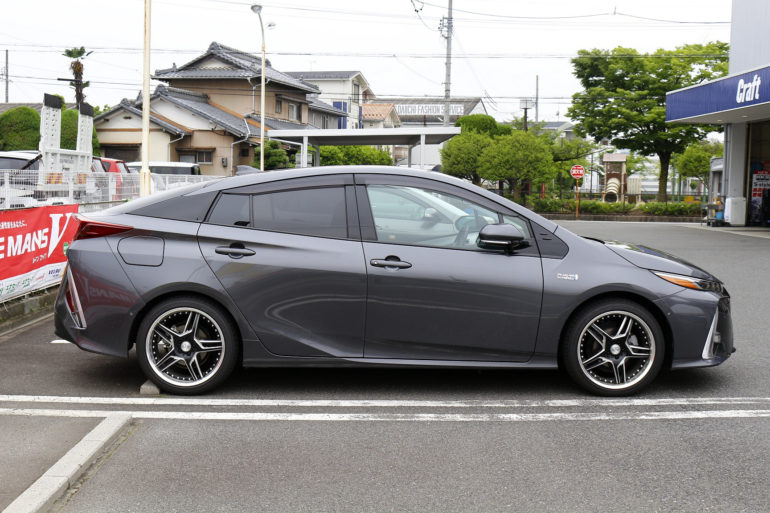 車・バイク・自転車プリウスPHV52系車高調