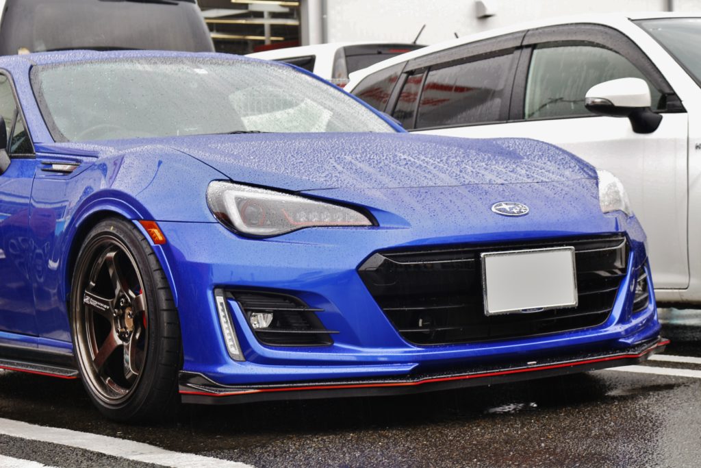 BRZ に アドバンレーシングGT 装着。大胆な コンケイブ フェイスがスポーティさを演出します。 | 一宮店 | 店舗ブログ |  タイヤ＆ホイールの専門店「クラフト」