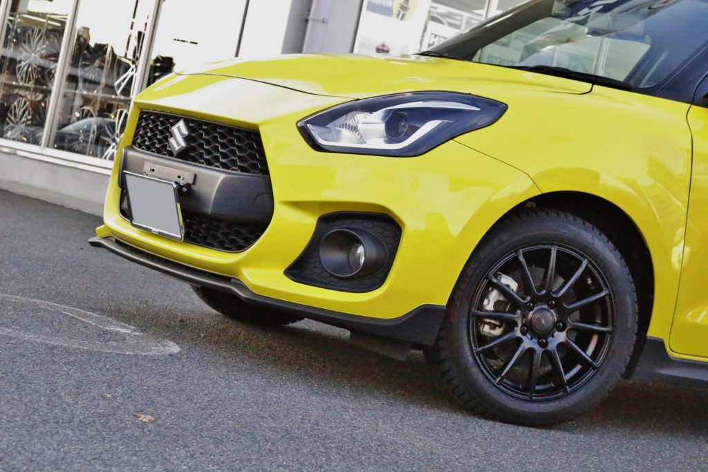 新人の日比野 人生初 愛車のスタッドレス交換 一宮店 店舗ブログ タイヤ ホイールの専門店 クラフト