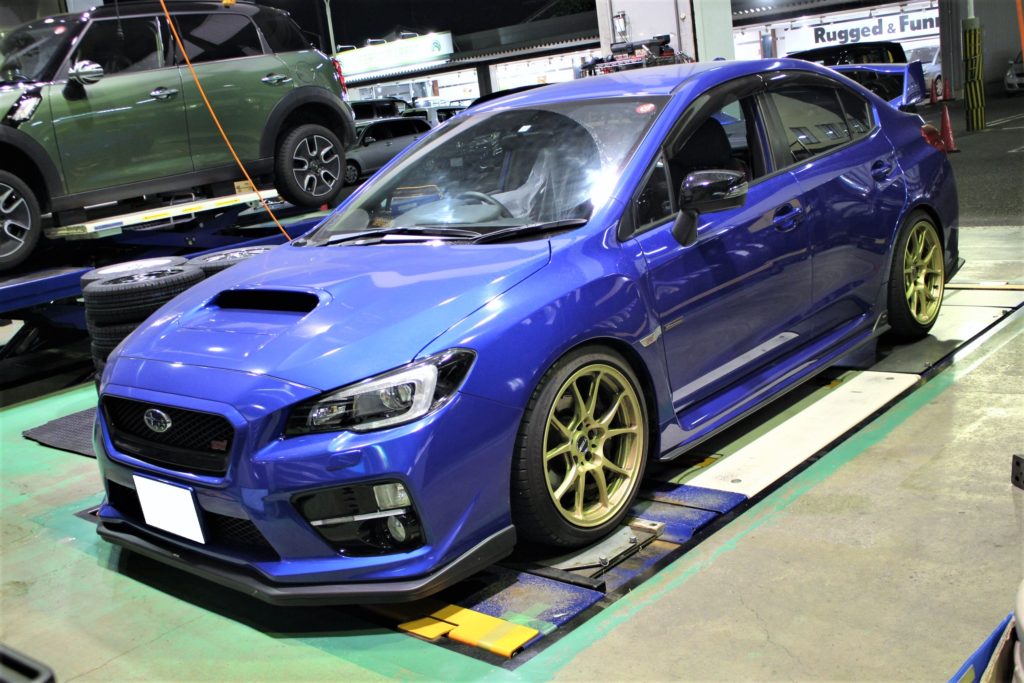 スバル WRX STI 純正 ホイールタイヤ 245/40R18 スタッドレス