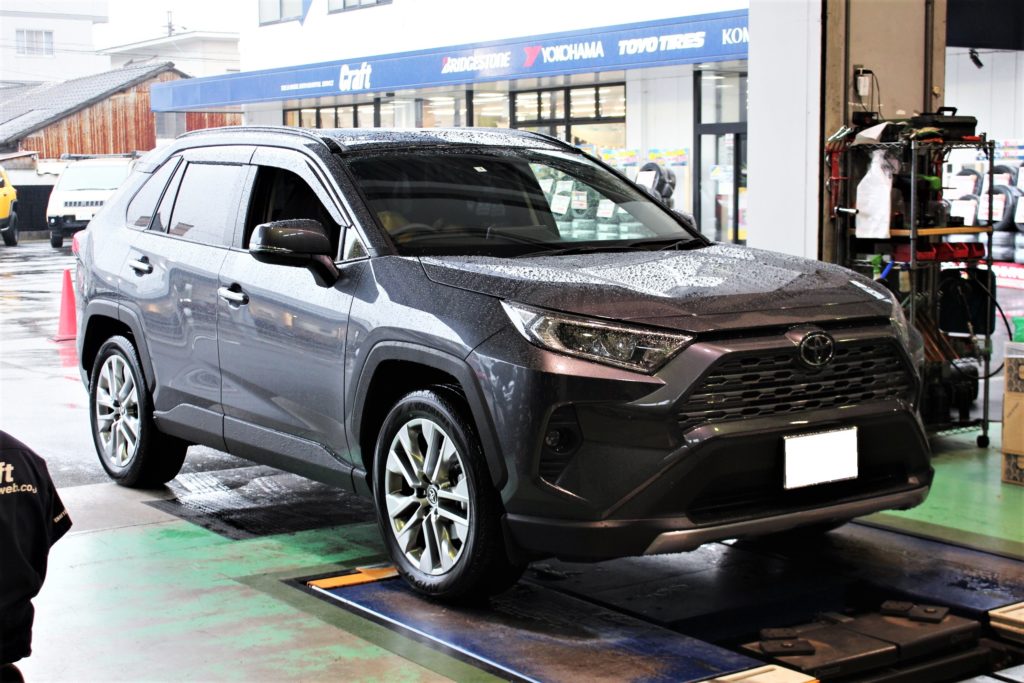 エクストリームＪ　１６インチ　ホワイトレター　Ｄ：５、ＲＡＶ４，ハリアー