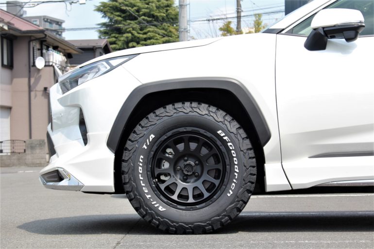 オシャレ ヨコハマタイヤ トヨタ RAV4(50系)用 225/70R16 103S ヨコハマ ジオランダー M/T G003 エアーG マッシ 