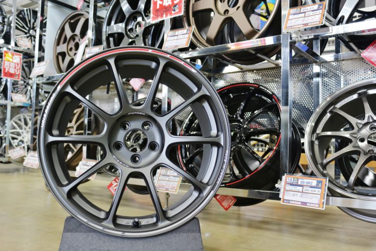 ze40 Time attack edition  19インチ　8.5j  45