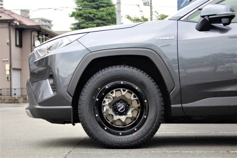 オシャレ ヨコハマタイヤ トヨタ RAV4(50系)用 225/70R16 103S ヨコハマ ジオランダー M/T G003 エアーG マッシ 