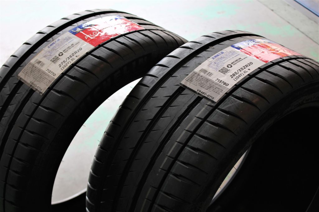 最大87%OFFクーポン ミシュラン パイロットスポーツ2 275 45R20 Y XL 20インチ サマータイヤ 4本セット MICHELIN  PILOT SPORT ハイパフォーマンス