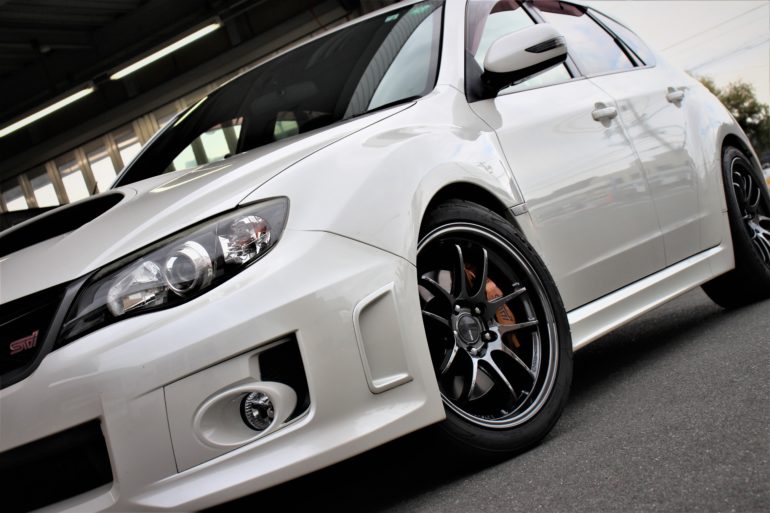 スタッドレスタイヤPF01 EVO エンケイ18×9J WRX STI VAB