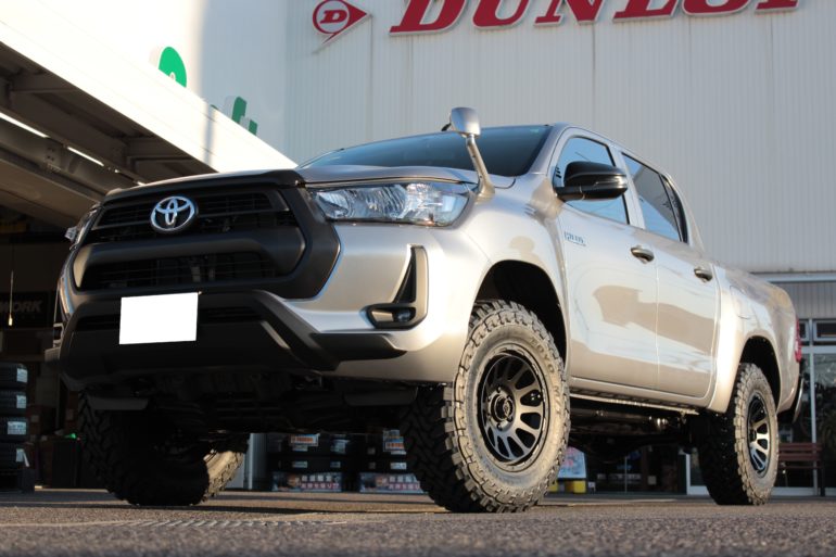 高品質//TOYOTA 新型ハイラックス revo 125 ロールバー トヨタ HILUX REVO 荷台 スポーツバー  大迫力のオールマットブラック!! カスタム 外装、ボディパーツ