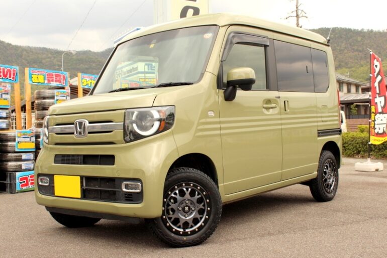 オフスタイルなn Vanを造る 外径アップで走破性をプラス 14インチのオフセットを装着 Urban Off Craft 岐阜長良店 店舗ブログ タイヤ ホイールの専門店 クラフト