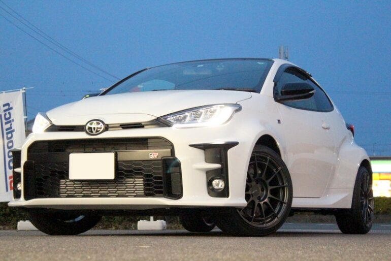 ENKEI TOYOTA GRヤリス純正ホイール 17×7J +40 タイヤ付き