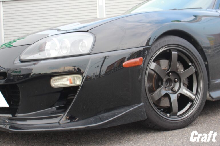 80スープラに名作サンナナ。TE37SAGA S-PLUSのフェイス4でツライチ  