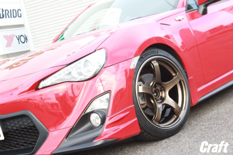 知立店名物86に鉄板 ヨコハマ アドバン5本スポーク！！18インチで激  