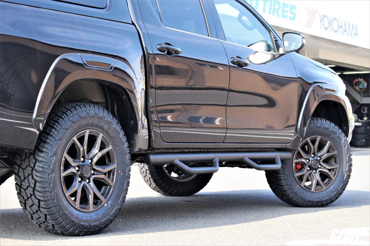 HILUX GRスポーツのオフロードスタイル！！ JAOS×ジオランダー X-AT 