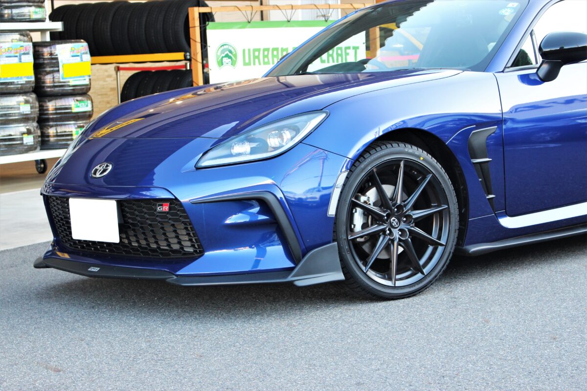 ZN8 GR86 にスタッドレスタイヤ。ウインターマックス03 x RMP RACING