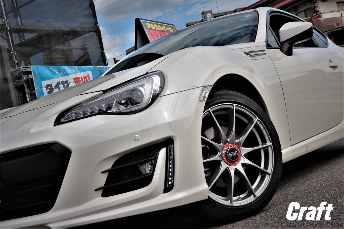 ZC6 BRZ　OZ　フォーミュラHLT　17インチ　ツライチ　ノーマル車高　