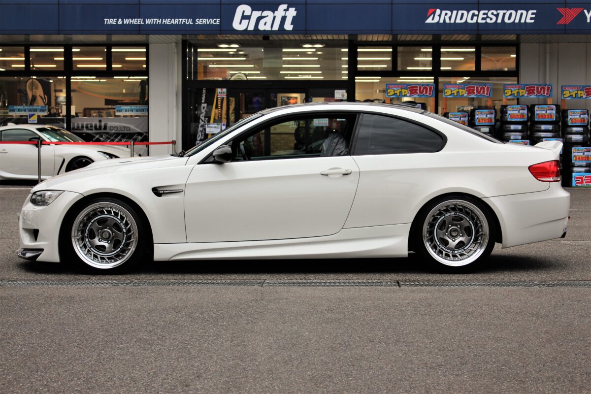 BMW M3 E92へSSR フォーミュラーエアロスポーク 19インチ 装着！9.5J