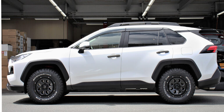 RAV4 足まわりカスタム（ホイール、タイヤ、サスペンションなど）の ...