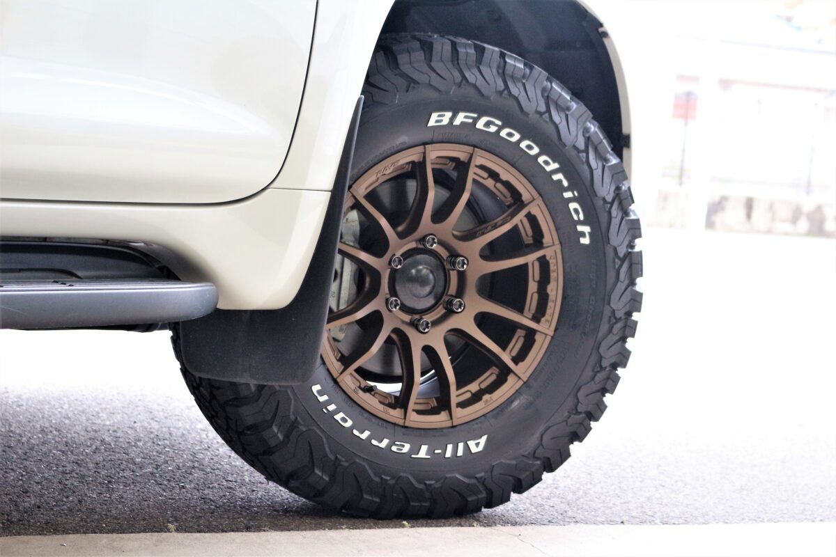 TOYOTA ランドクルーザー プラド に RAYS グラムライツ 57XR-X 装着 