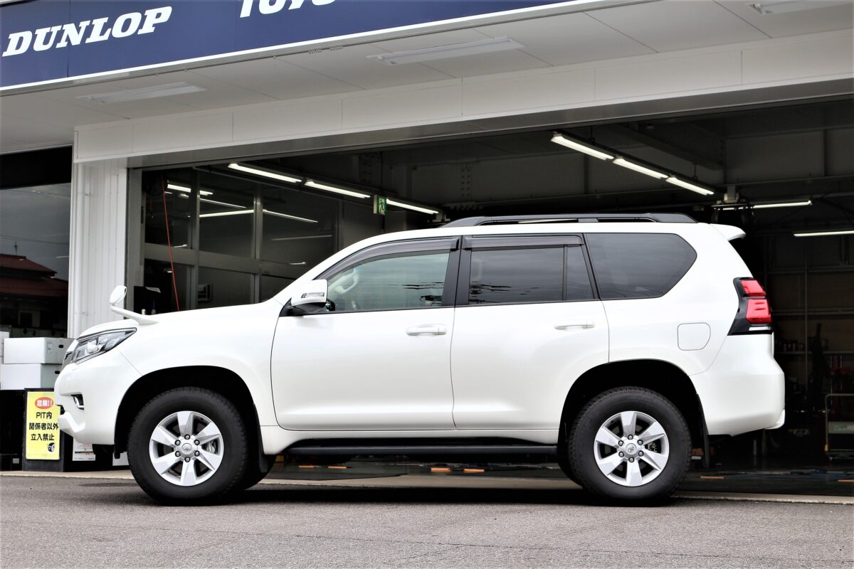TOYOTA ランドクルーザー プラド に RAYS グラムライツ 57XR-X 装着 