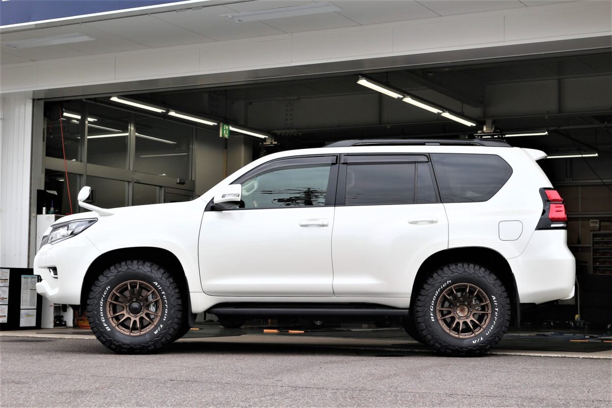 TOYOTA ランドクルーザー プラド に RAYS グラムライツ 57XR-X 装着 