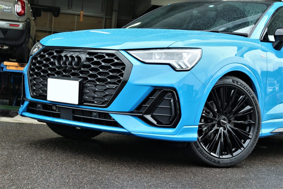 アウディ Q3 に RAYS ベルサス ヴォウジェ 装着。 | 多治見店 | 店舗 
