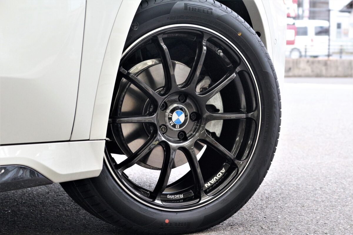 BMW X1 U11 に アドバンレーシング RS3 を装着。 | 多治見店 | 店舗 