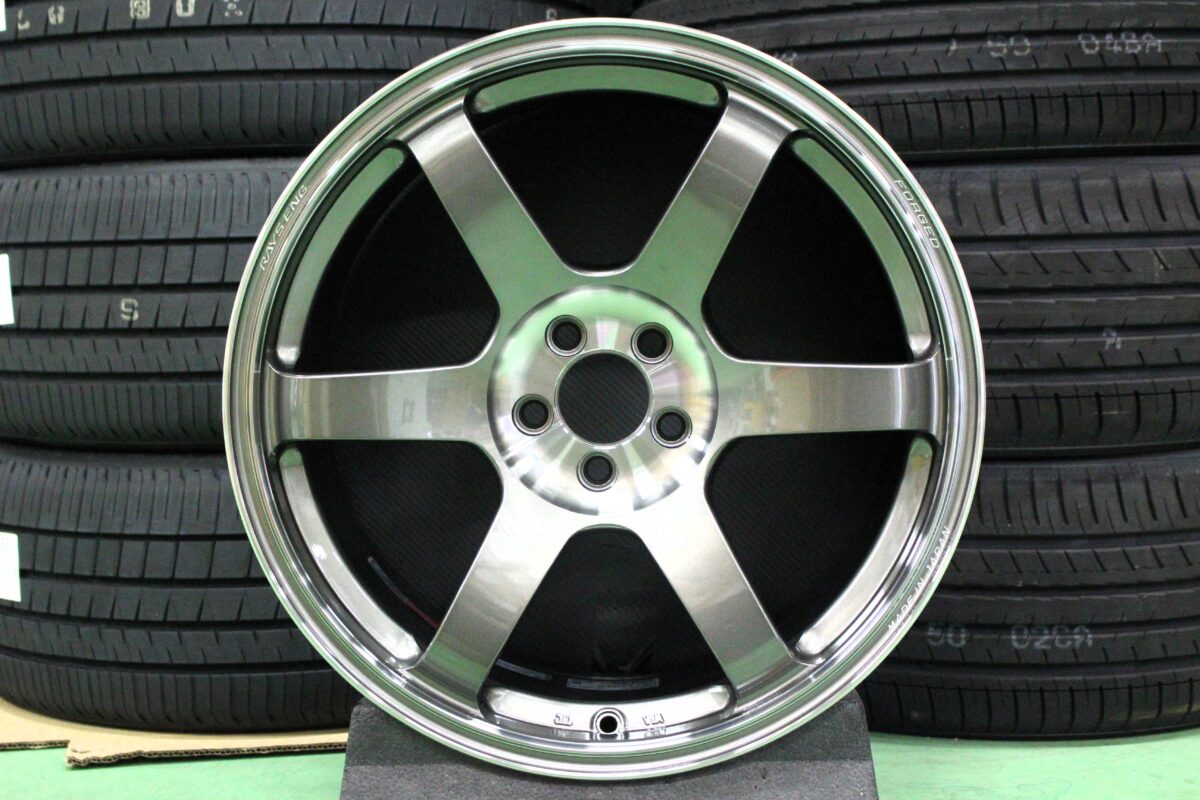 入荷情報】FACE-4！！TE37 SAGA SL 18インチ 9.5J入荷しました