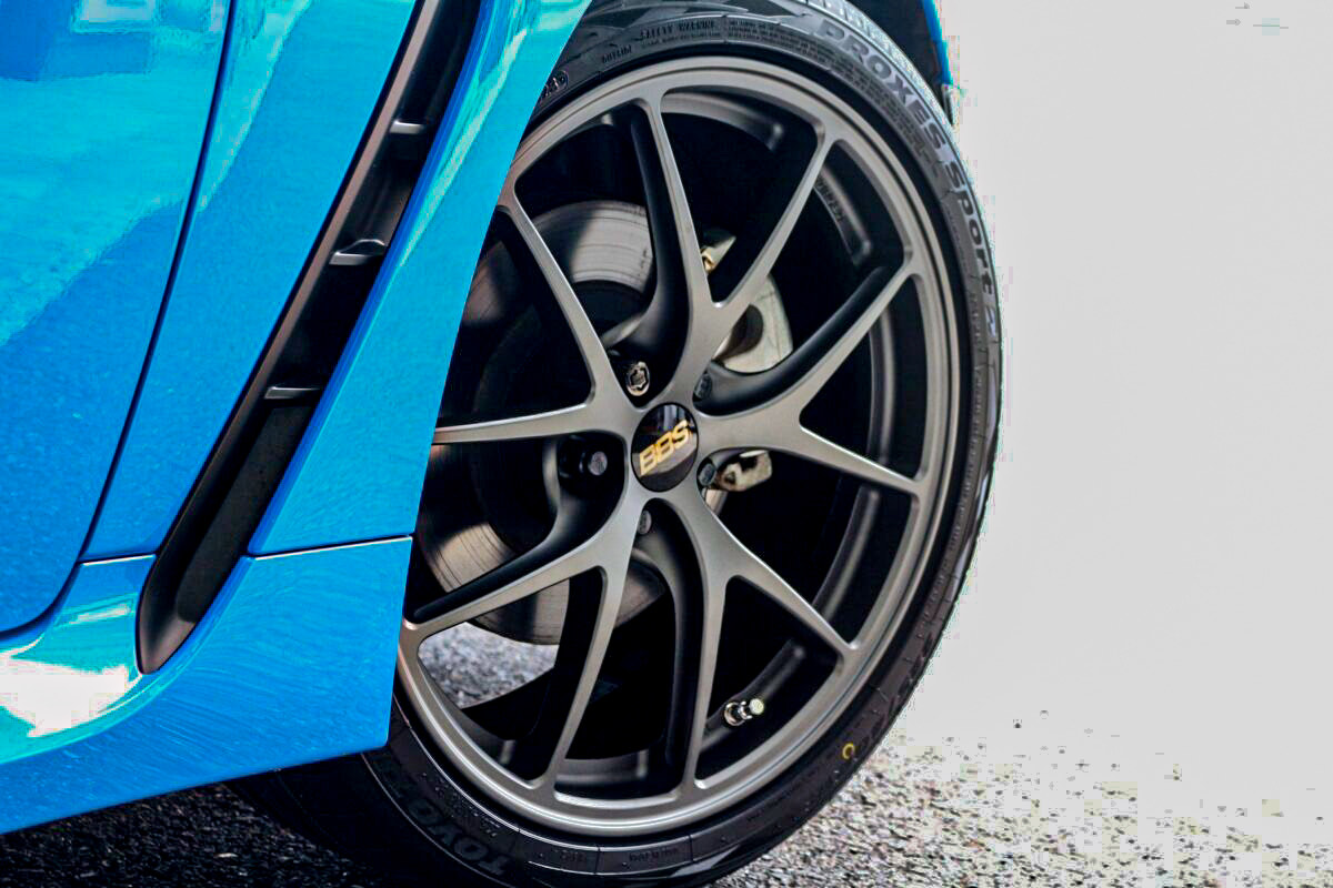 BBS RI-A TOYO プロクセススポーツ2 225/40R18