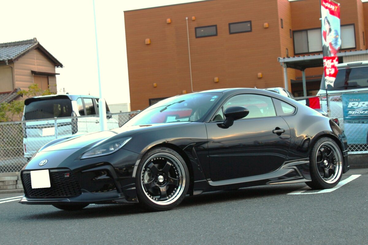 GR86をSSR プロフェッサーSP1×タナベGTファントライド装着!! | 四日市 