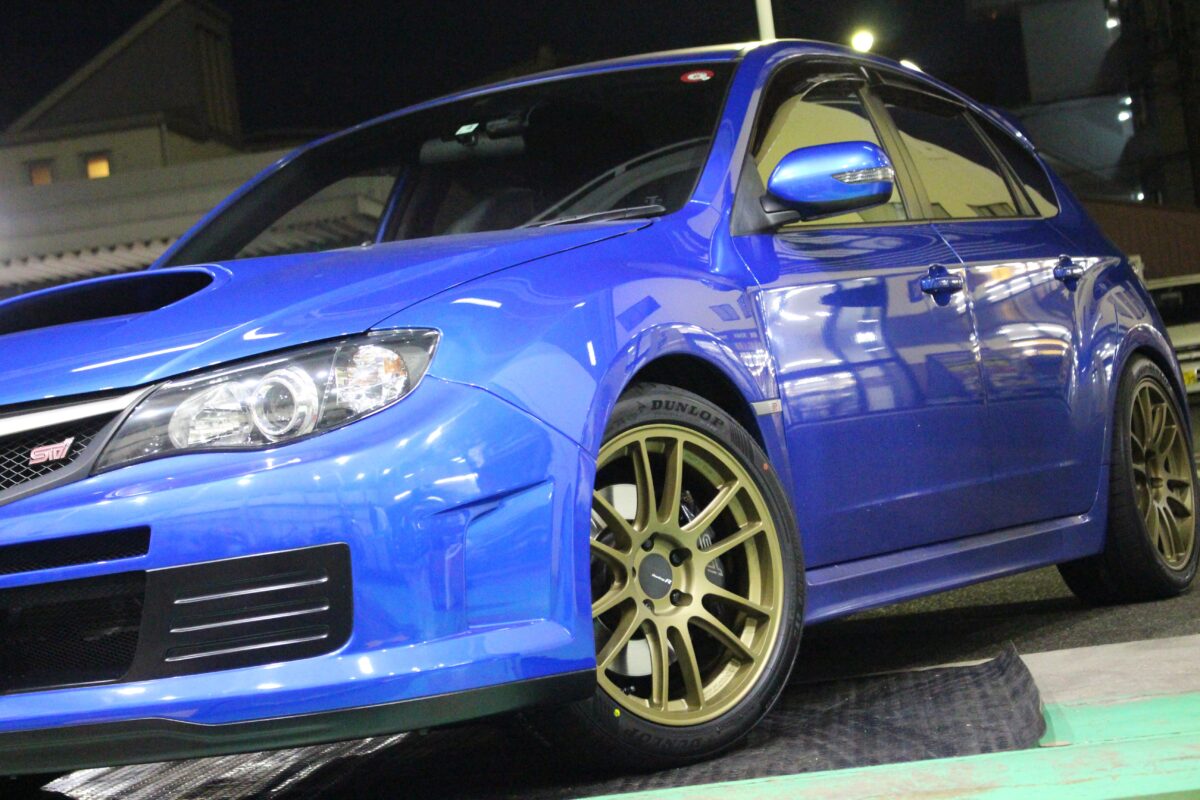 インプ　インプレッサ　WRX　STI　GRB　エンケイ　ENKEI　GTC01RR　ツライチ　ローダウン　カスタム