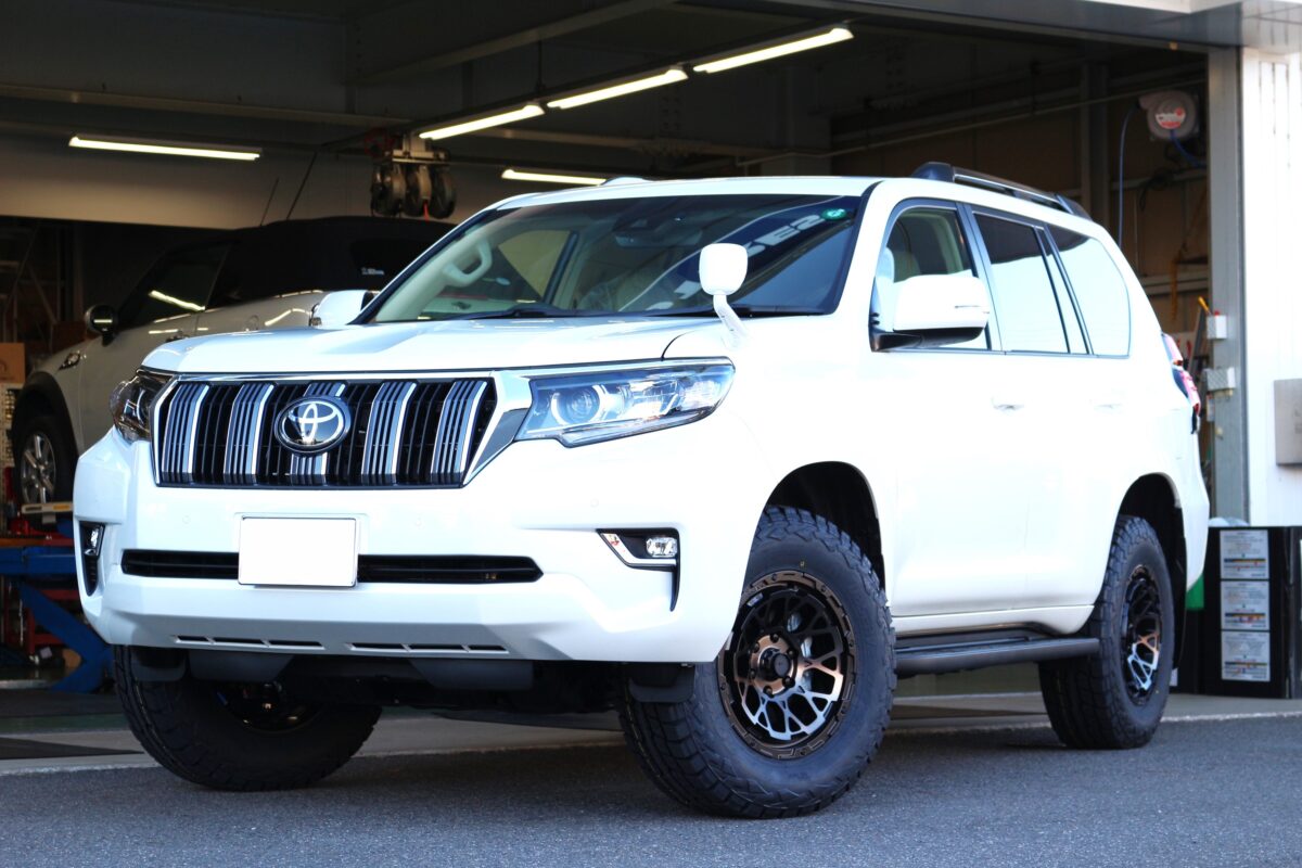 TOYOTA ランドクルーザー プラド の 冬支度 。 Air/G Rocks x TOYO W 