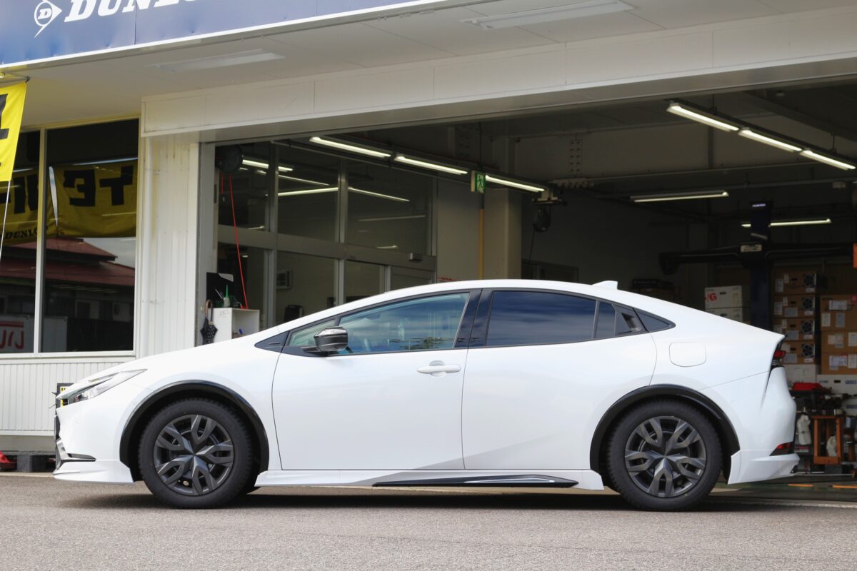 1*o様 215/45R17 ダンロップ 2022年 30プリウス Sツーリング（TOYOTA 