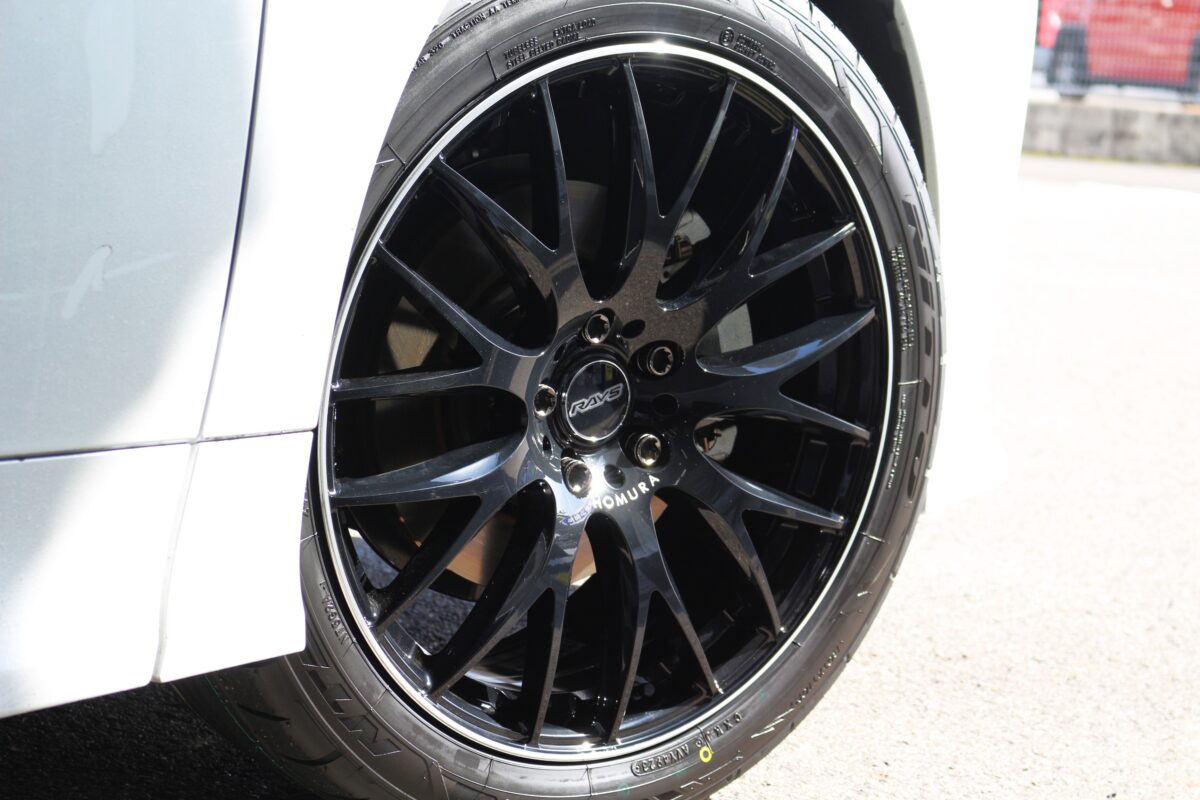 未使用 レイズ RAYS ホムラ HOMURA 2x9 センターキャップ ロータイプ 4個セット カーボン レクサスの\u201cプレミアム感\u201dを昇華する！レイズ『HOMURA』の