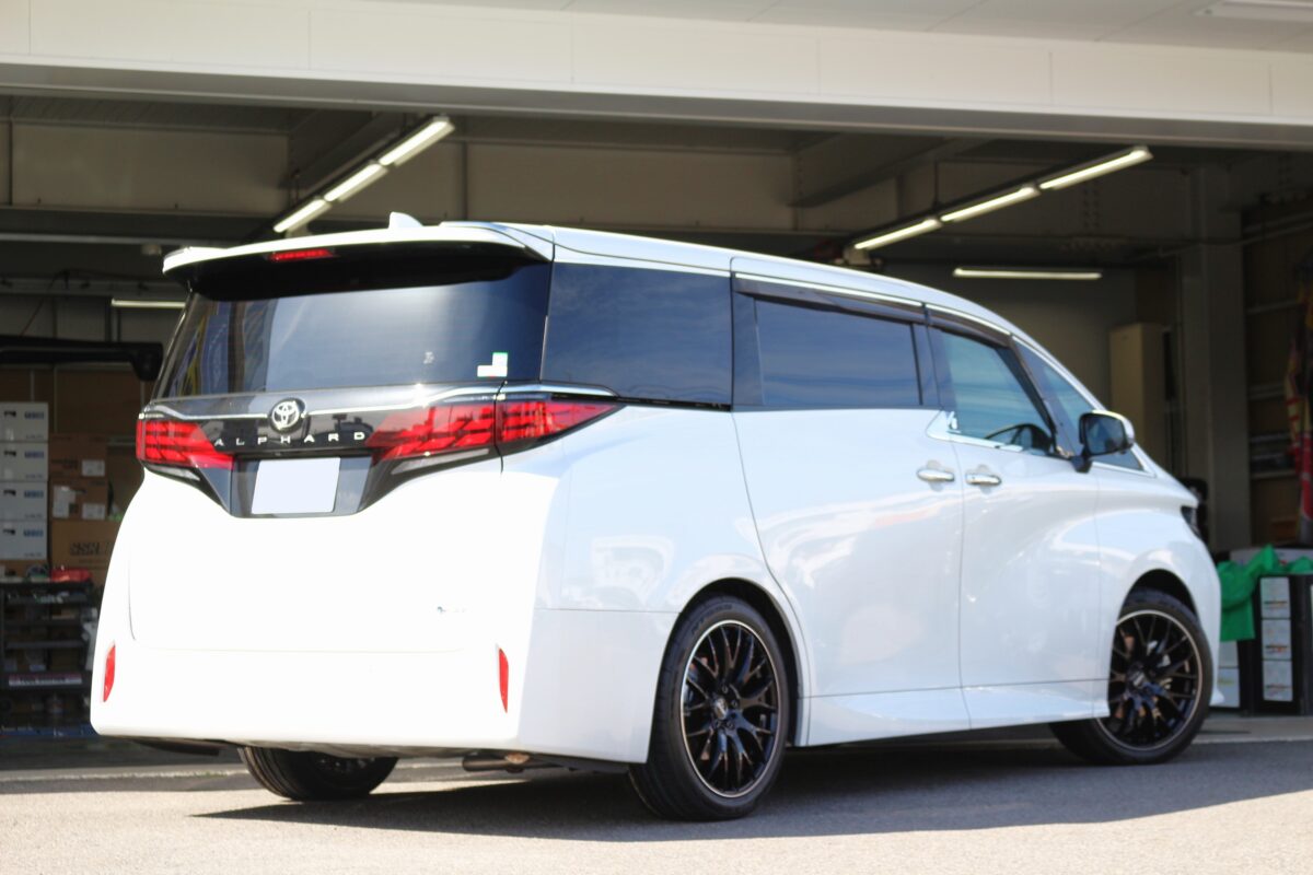 新型40系アルファードに20インチ！RAYS HOMURA 2x9 Plus を装着 40 