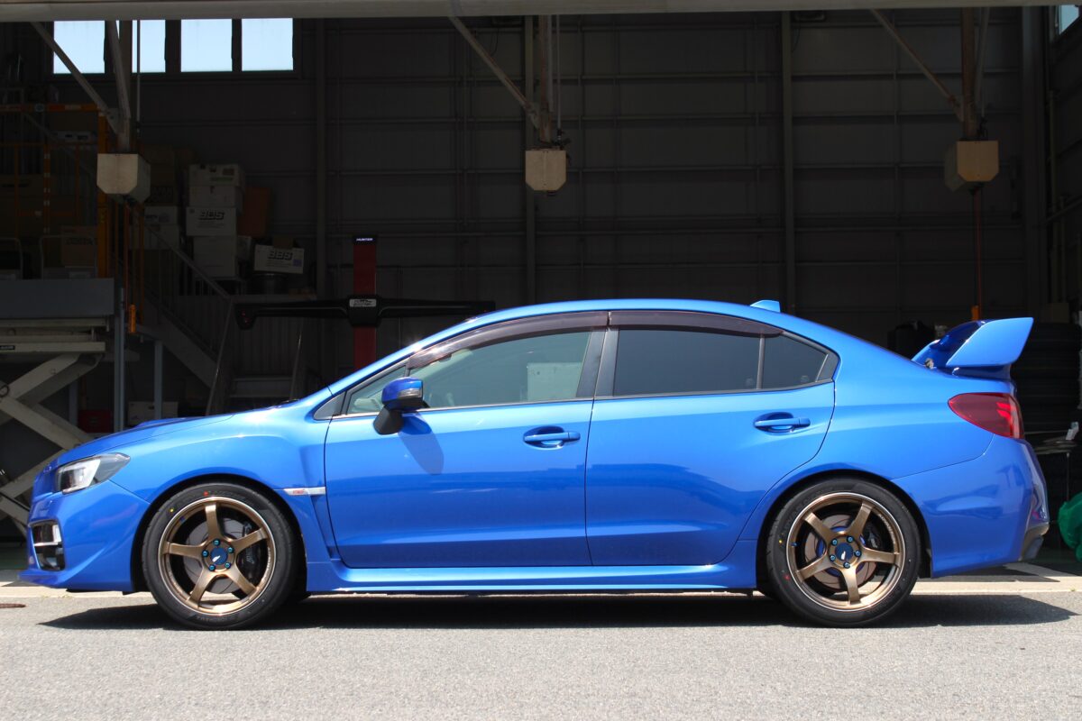 レヴォーグ WRXなどに YOKOHAMA TC-4 8.5j