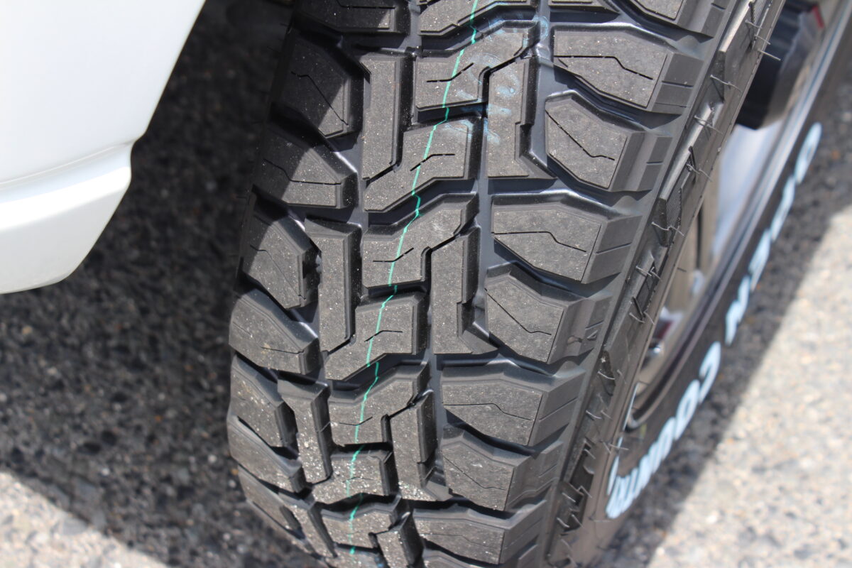 タイヤカスタム】TOYO オープンカントリー RTでジムニーJB23もまだまだ 